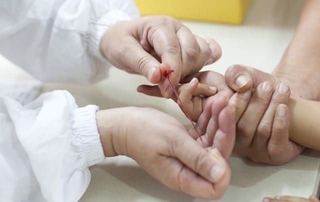 Что можно узнать о здоровье ребенка по капле крови