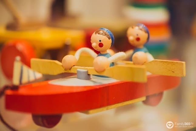 Как быстро убрать игрушки. 6 правил для детей и родителей