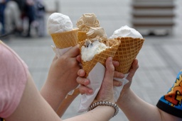 Фестиваль мороженого на "Кремлевской набережной»