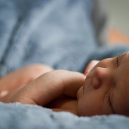 Взрослые и малыши: спим вместе или порознь?